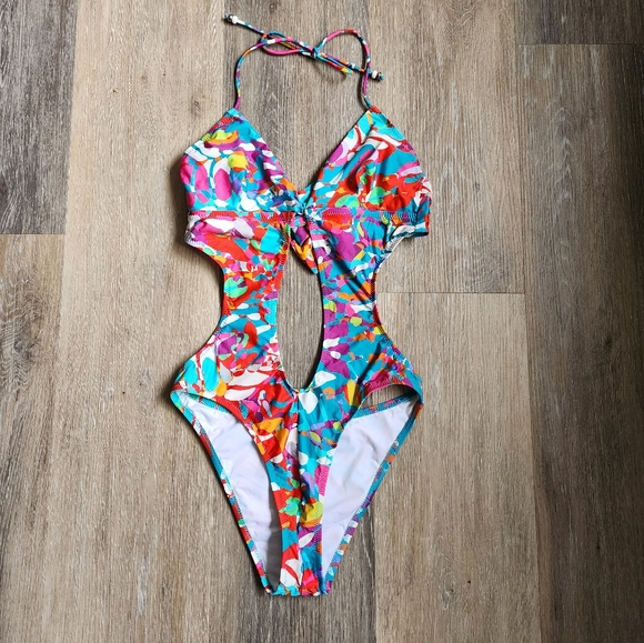STUNNING ZINGARA SWIMSUIT - Picture 1 of 16